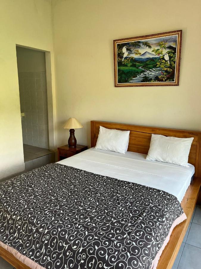 אמד Mesari Homestay & Warung חדר תמונה