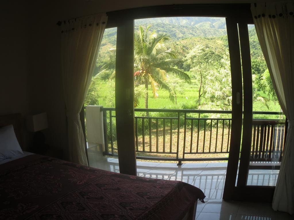 אמד Mesari Homestay & Warung מראה חיצוני תמונה