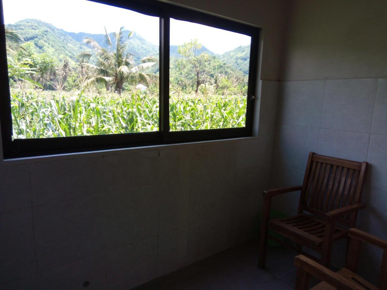 אמד Mesari Homestay & Warung מראה חיצוני תמונה